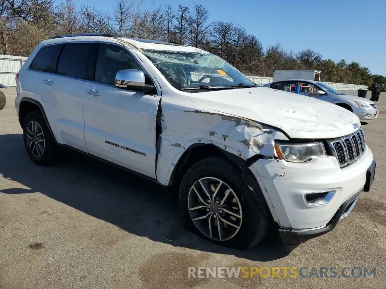 4 Photograph of a damaged car 1C4RJFBGXMC611661 JEEP GRAND CHER 2021