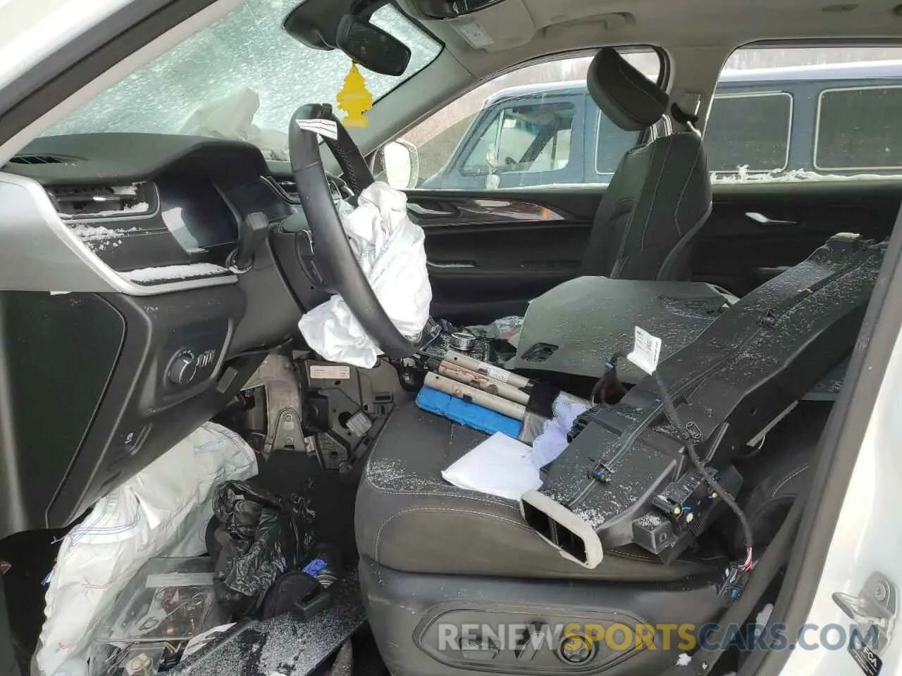 7 Photograph of a damaged car 1C4RJKAG1M8160830 JEEP GRAND CHER 2021