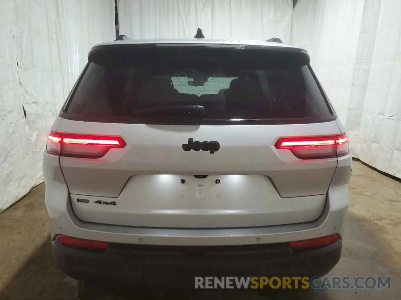 6 Photograph of a damaged car 1C4RJKAG2M8180259 JEEP GRAND CHER 2021