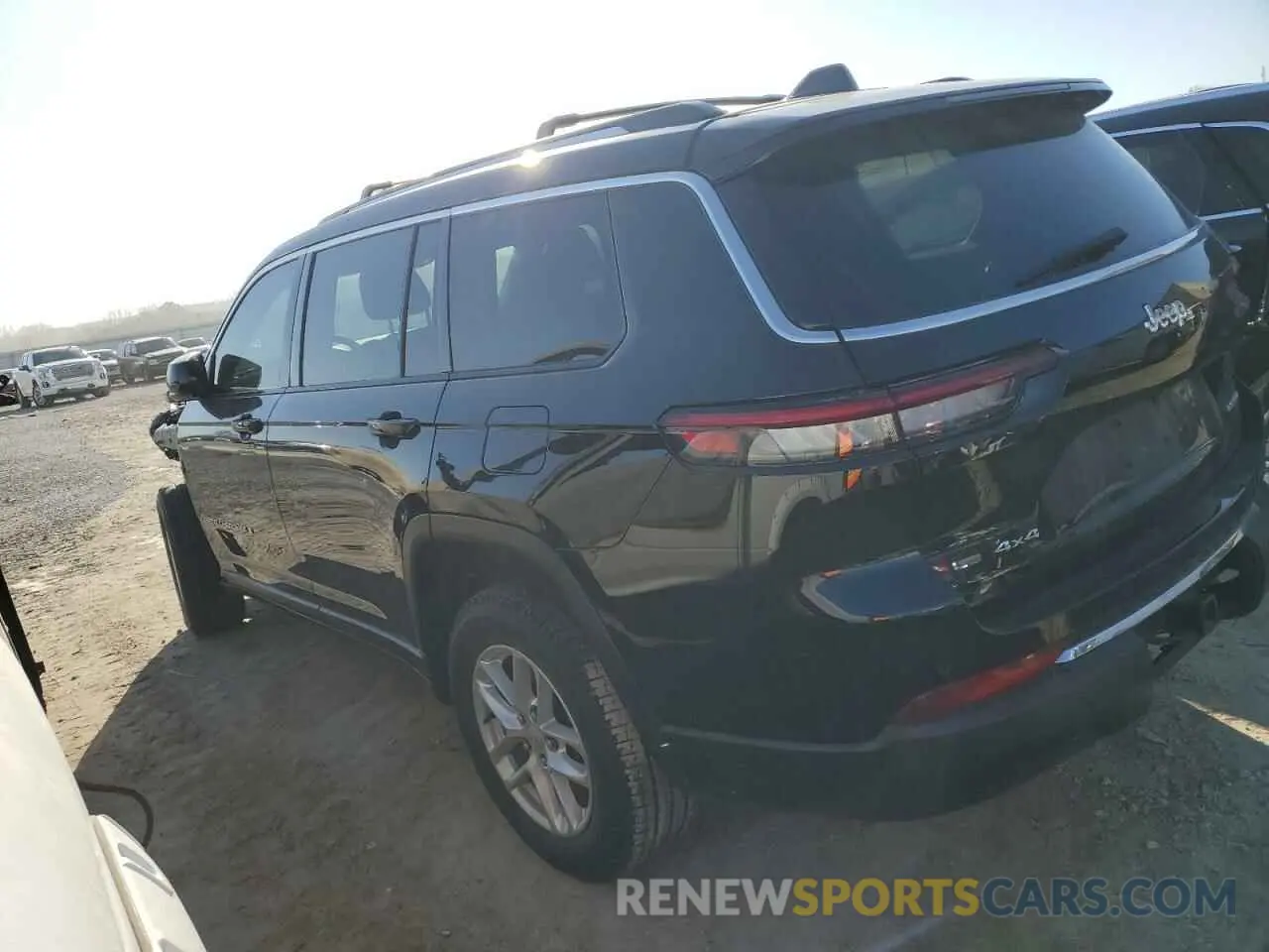 2 Photograph of a damaged car 1C4RJKAG5M8154691 JEEP GRAND CHER 2021