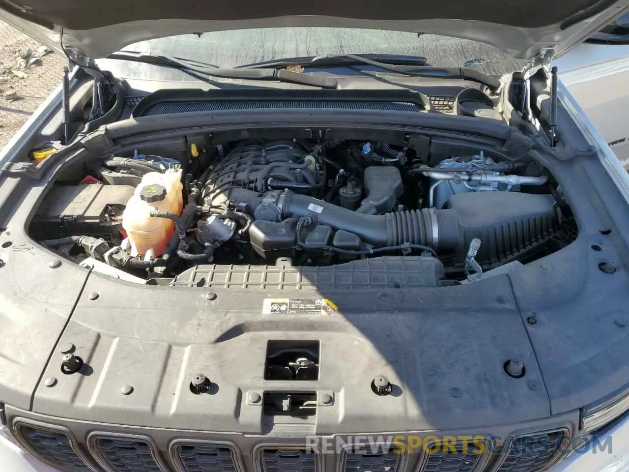 12 Фотография поврежденного автомобиля 1C4RJKAGXM8156100 JEEP GRAND CHER 2021