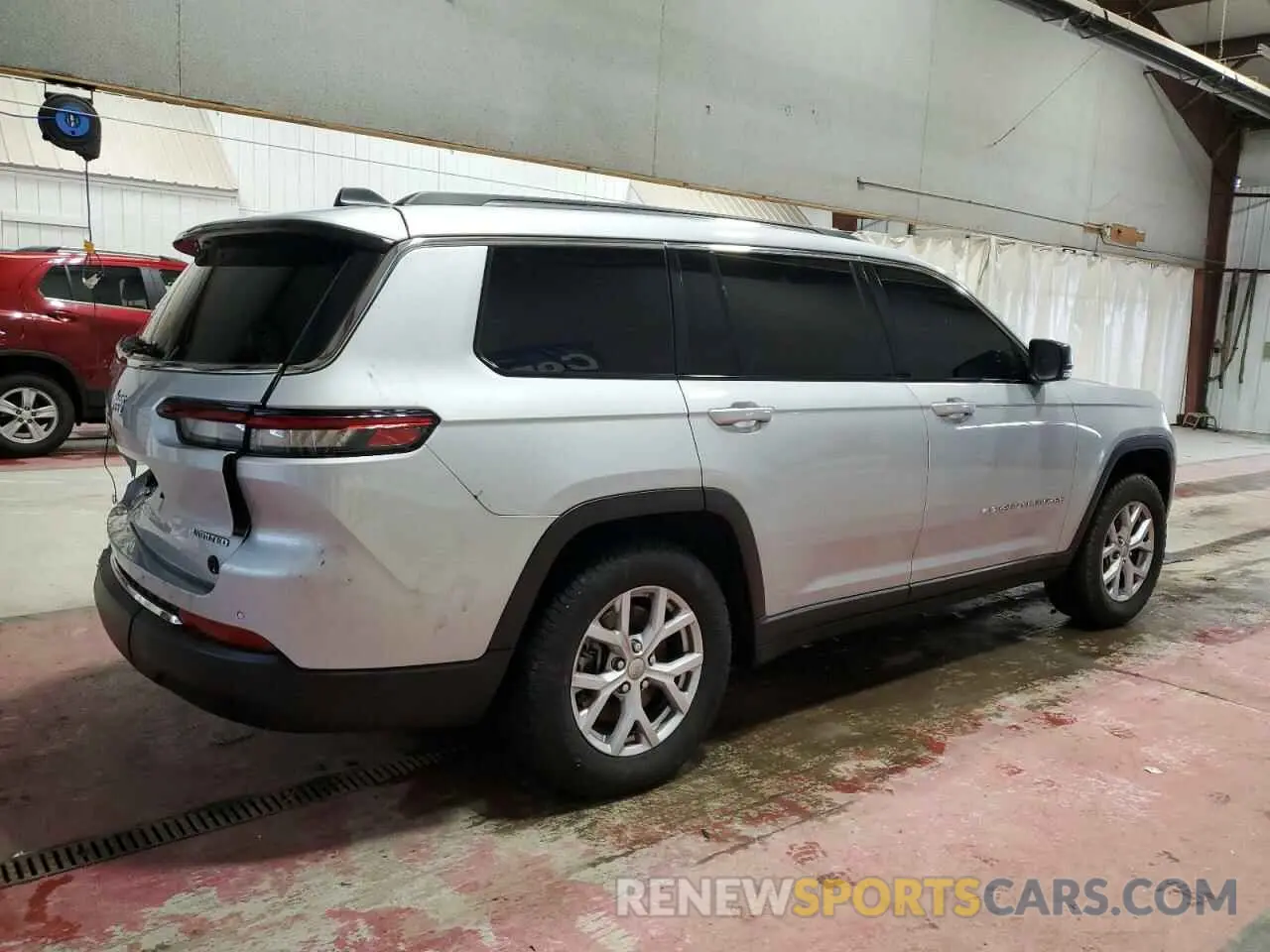 3 Photograph of a damaged car 1C4RJKBG0M8130202 JEEP GRAND CHER 2021