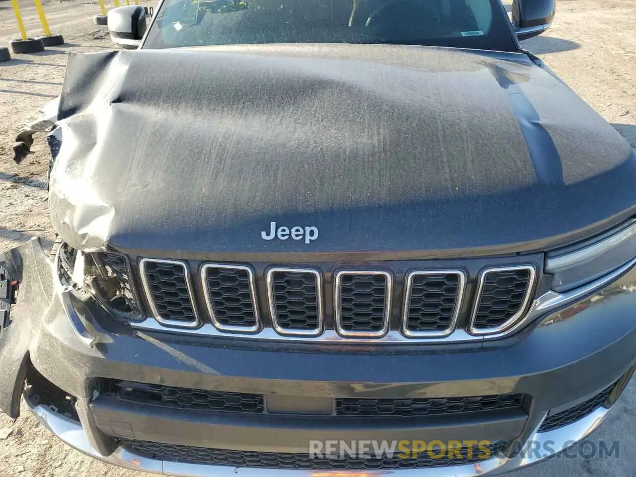 12 Photograph of a damaged car 1C4RJKBG1M8205280 JEEP GRAND CHER 2021