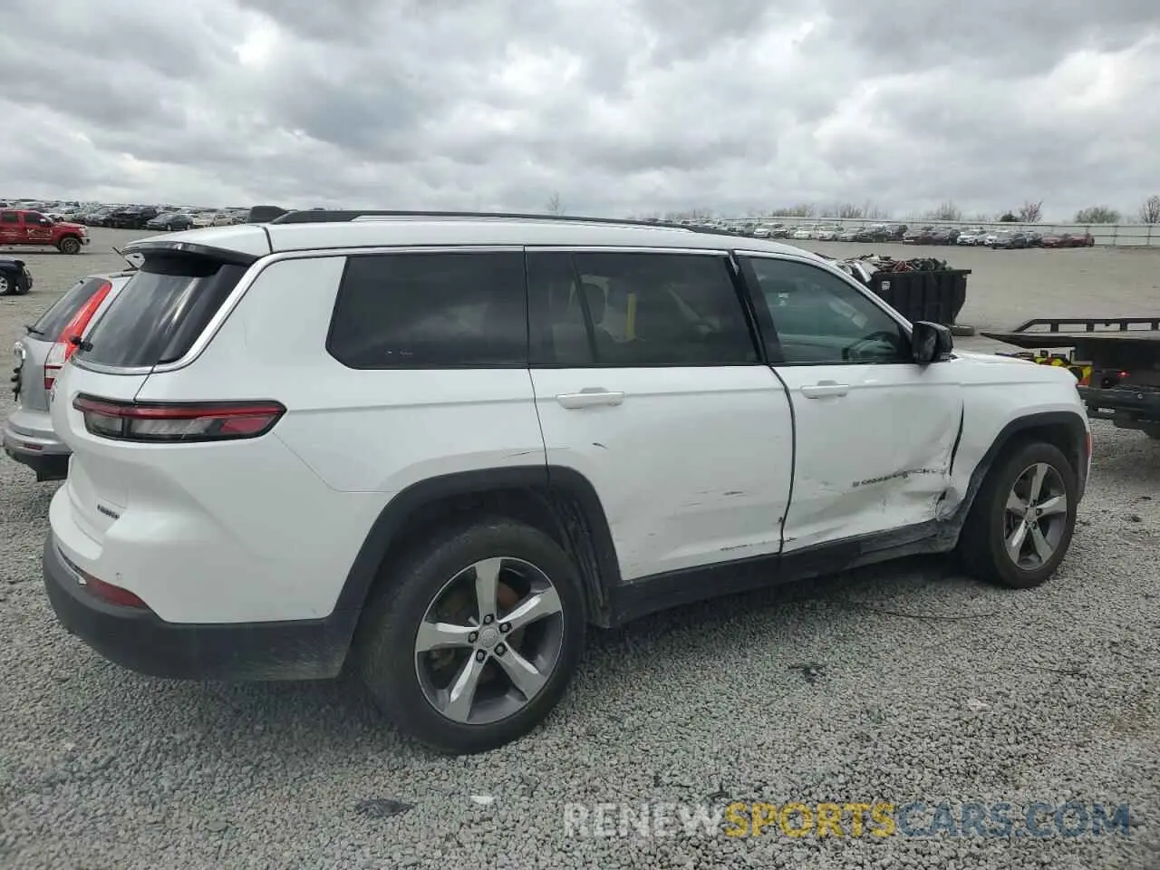 3 Photograph of a damaged car 1C4RJKBG6M8182787 JEEP GRAND CHER 2021
