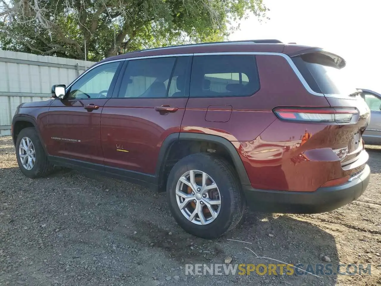 2 Photograph of a damaged car 1C4RJKBGXM8174840 JEEP GRAND CHER 2021