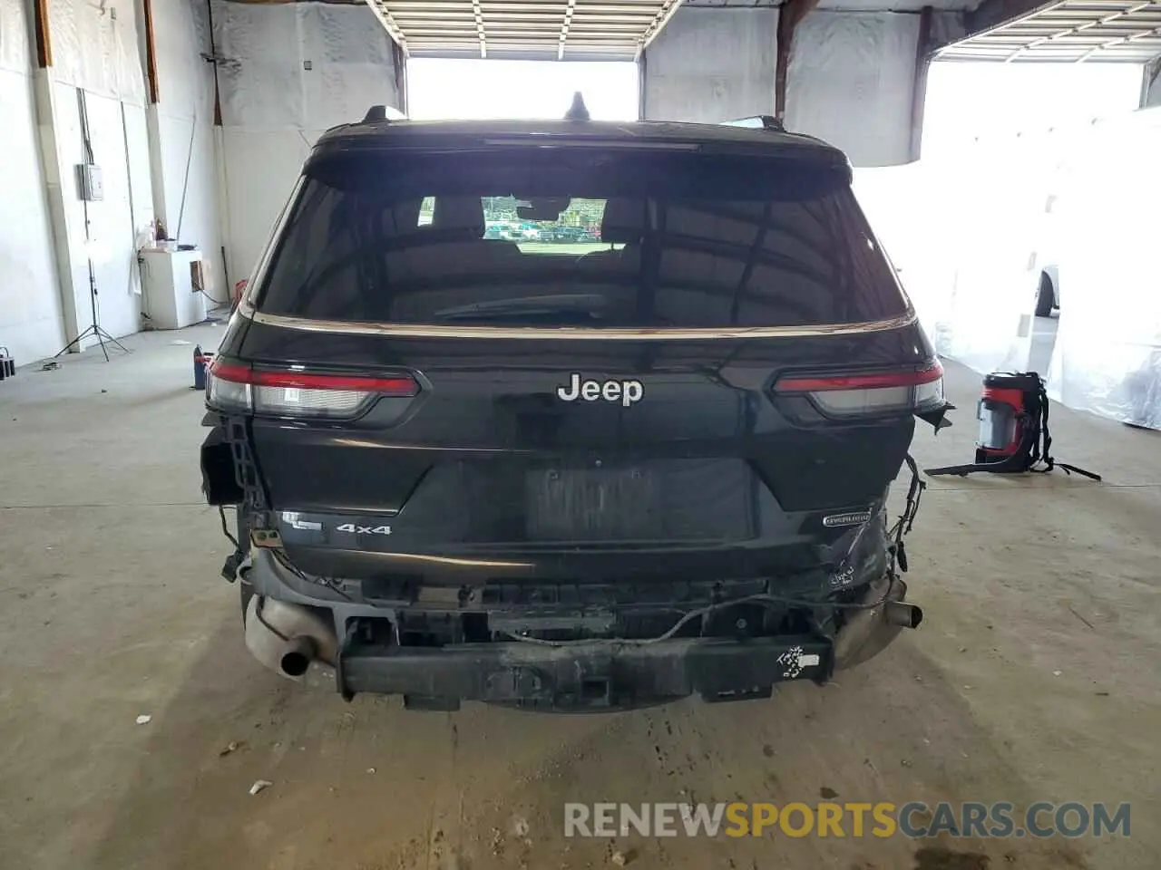 6 Photograph of a damaged car 1C4RJKDG8M8159542 JEEP GRAND CHER 2021