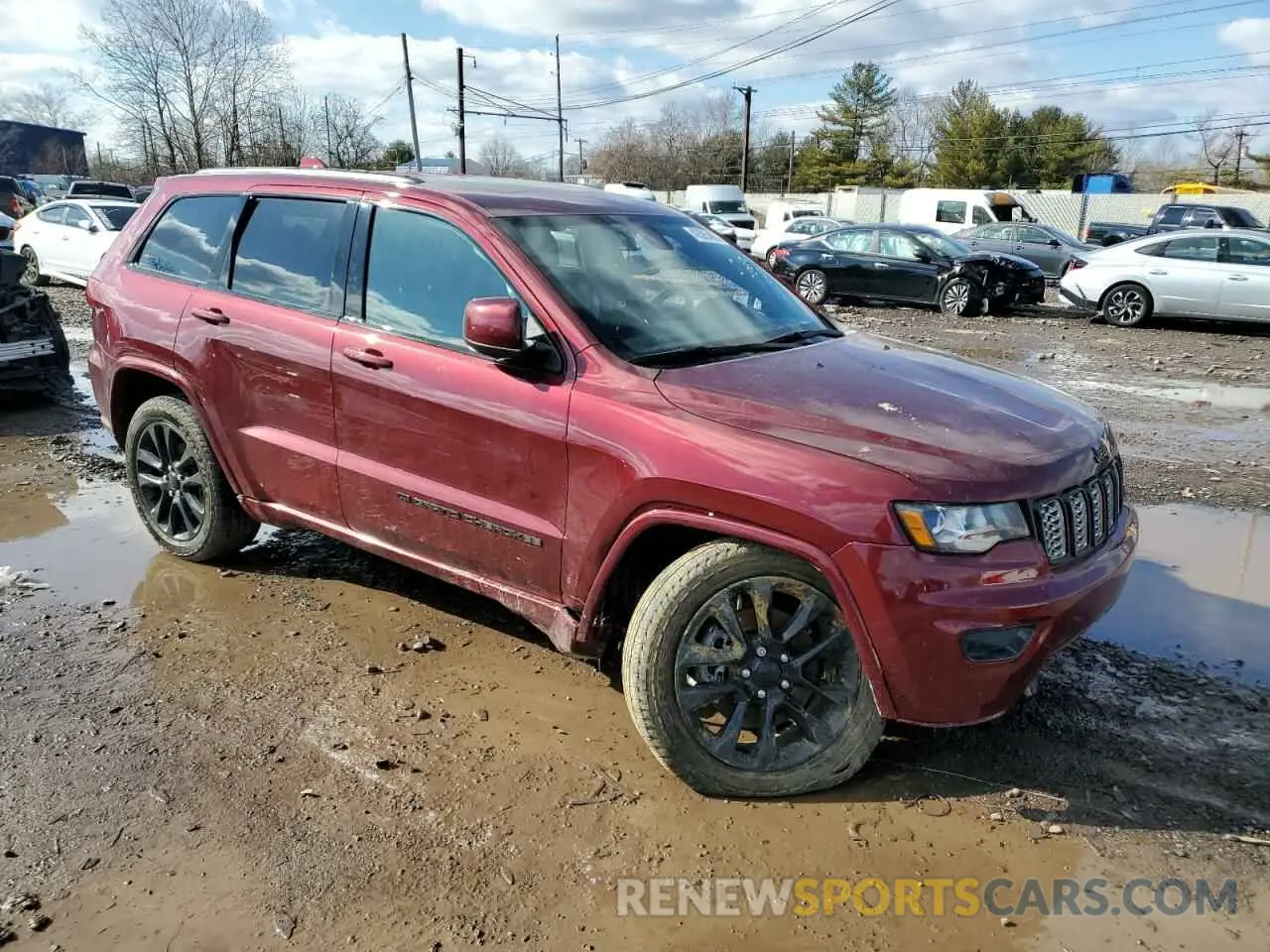 4 Photograph of a damaged car 1C4RJFAG6NC147321 JEEP GRAND CHER 2022