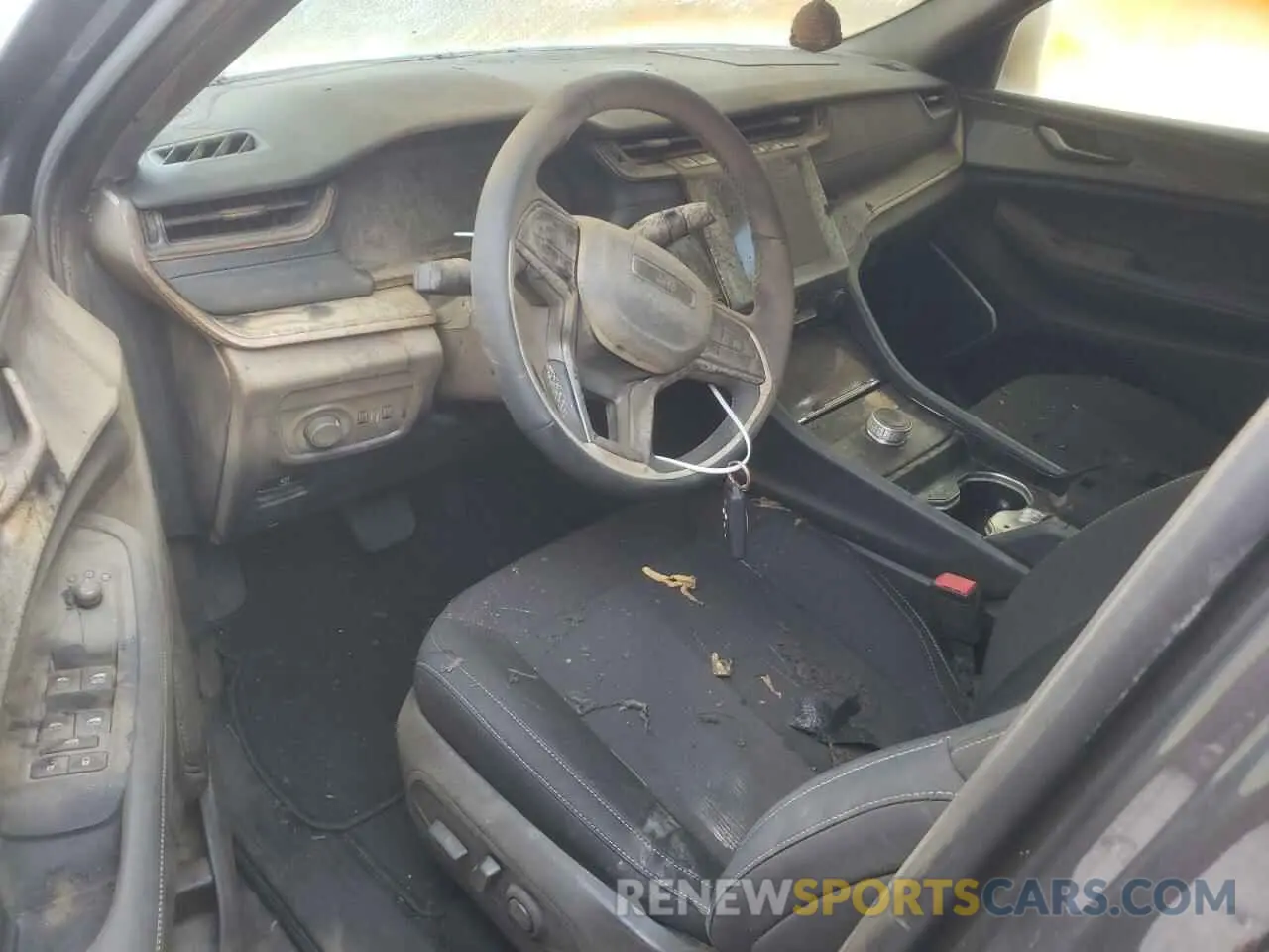 8 Photograph of a damaged car 1C4RJHAG1N8591351 JEEP GRAND CHER 2022