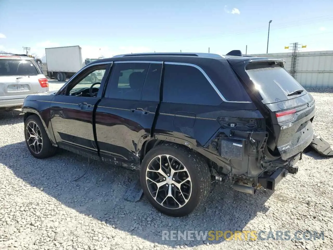 2 Photograph of a damaged car 1C4RJHET8N8510756 JEEP GRAND CHER 2022