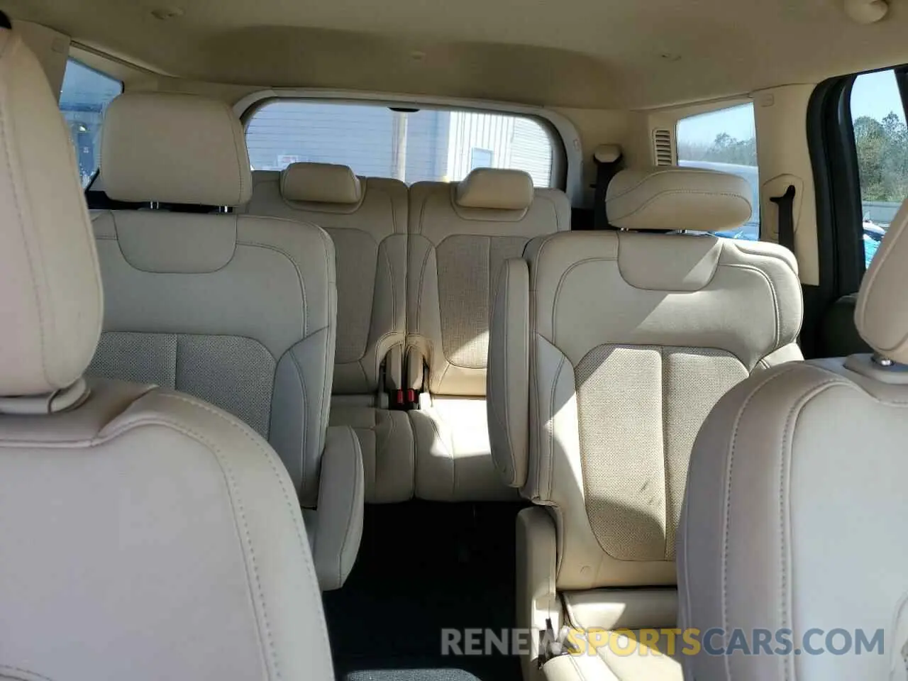 10 Фотография поврежденного автомобиля 1C4RJKBG8N8582951 JEEP GRAND CHER 2022