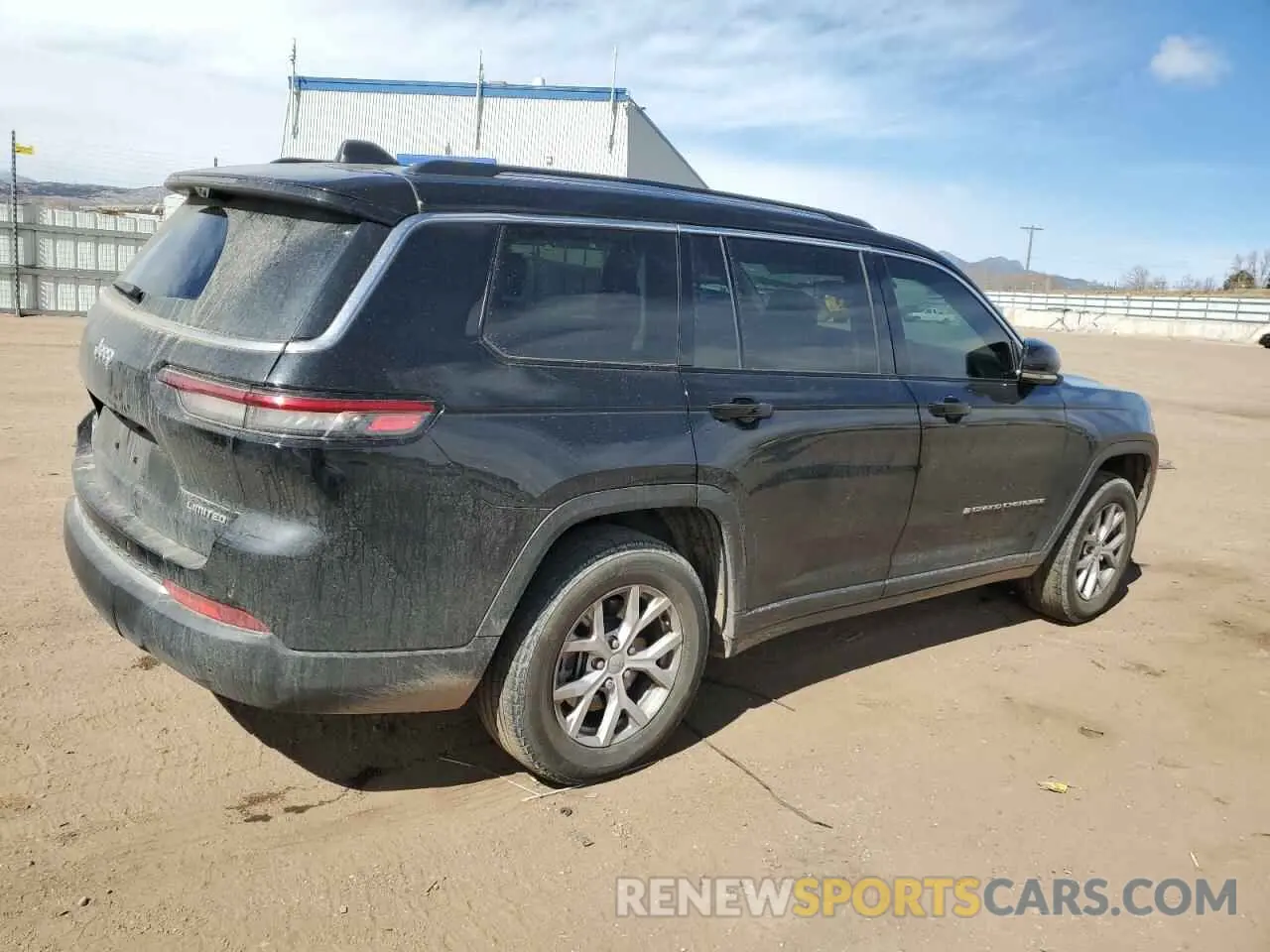 3 Photograph of a damaged car 1C4RJKBGXN8617361 JEEP GRAND CHER 2022