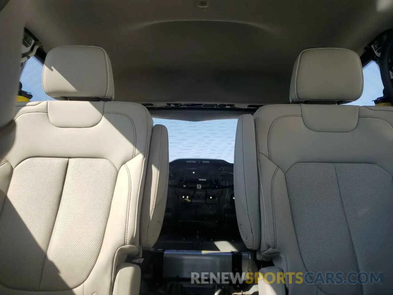 10 Фотография поврежденного автомобиля 1C4RJKDG1N8538318 JEEP GRAND CHER 2022