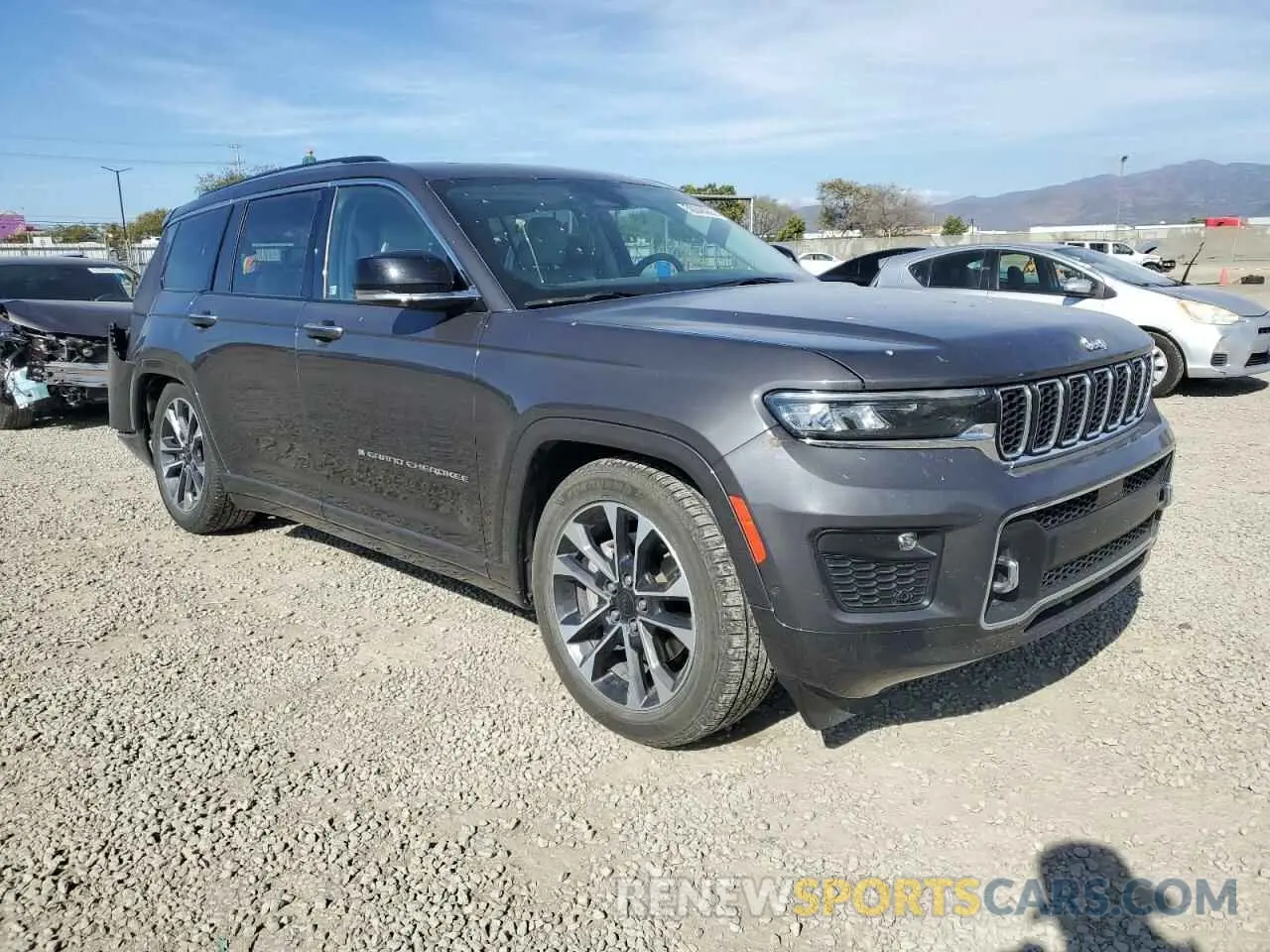 4 Фотография поврежденного автомобиля 1C4RJKDG2N8536125 JEEP GRAND CHER 2022