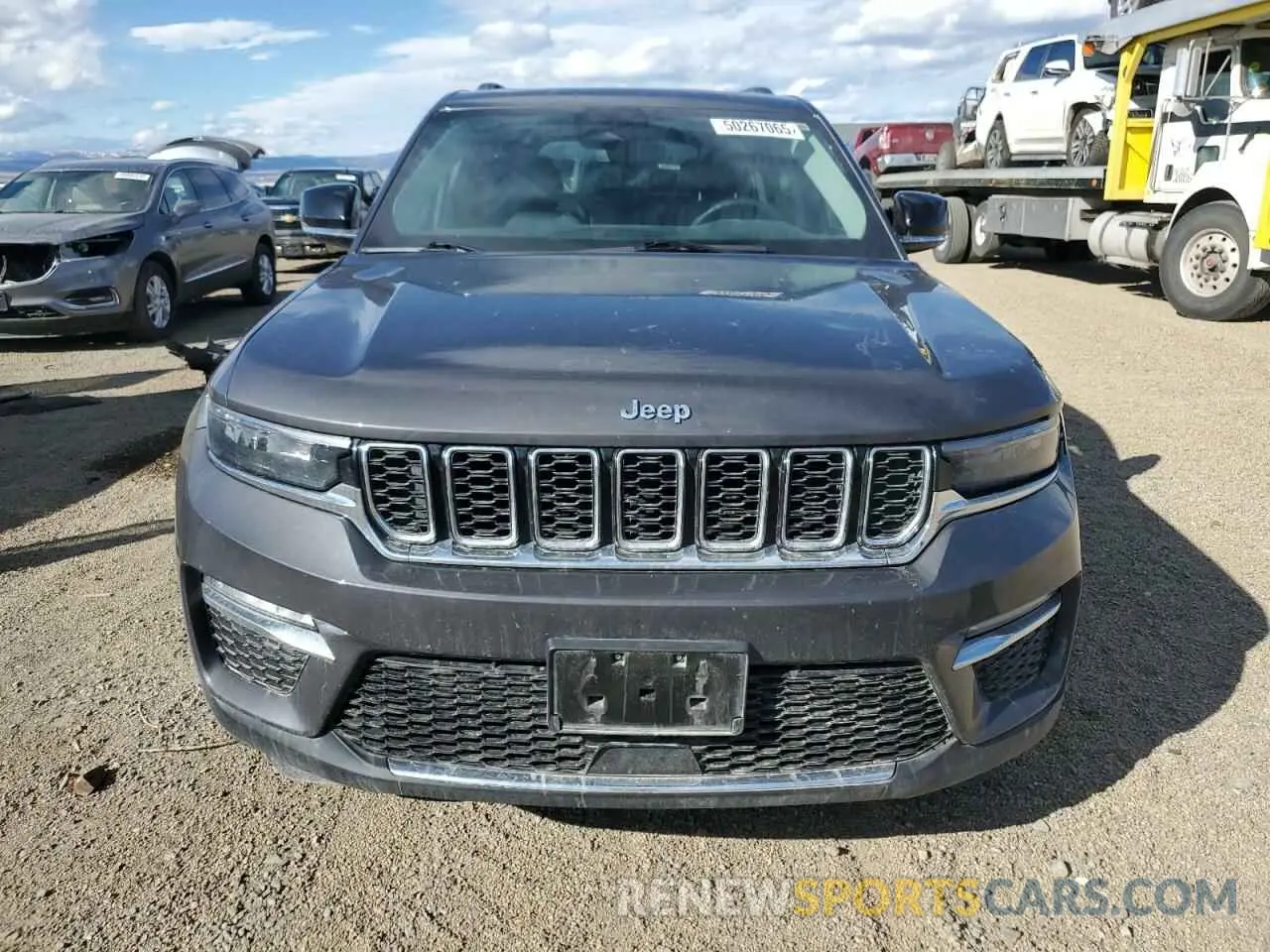 5 Photograph of a damaged car 1C4RJYB68N8716075 JEEP GRAND CHER 2022