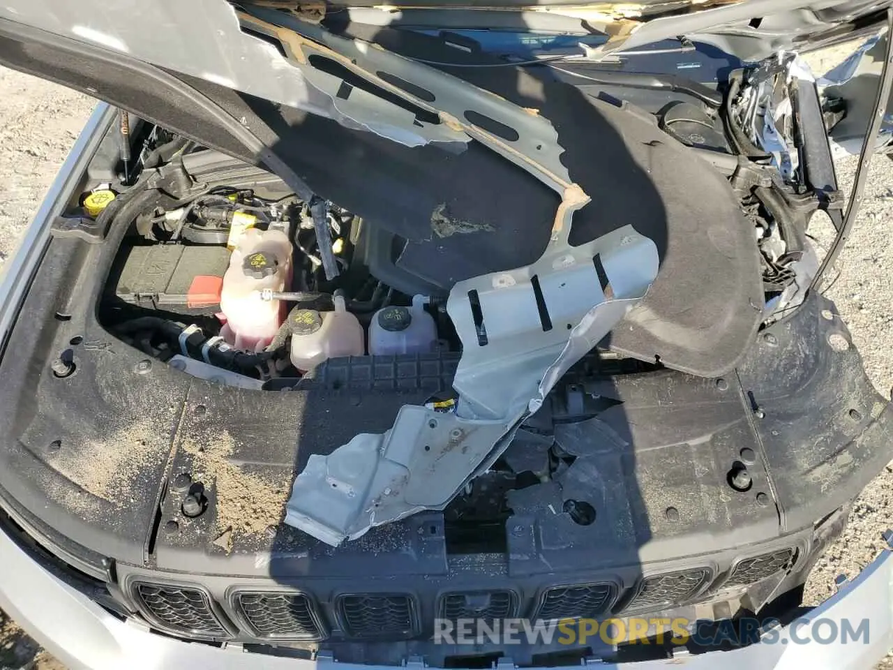 11 Photograph of a damaged car 1C4RJYC62N8715910 JEEP GRAND CHER 2022