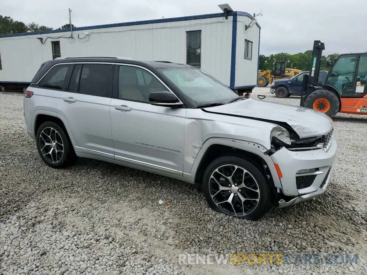 4 Photograph of a damaged car 1C4RJYE68N8707274 JEEP GRAND CHER 2022