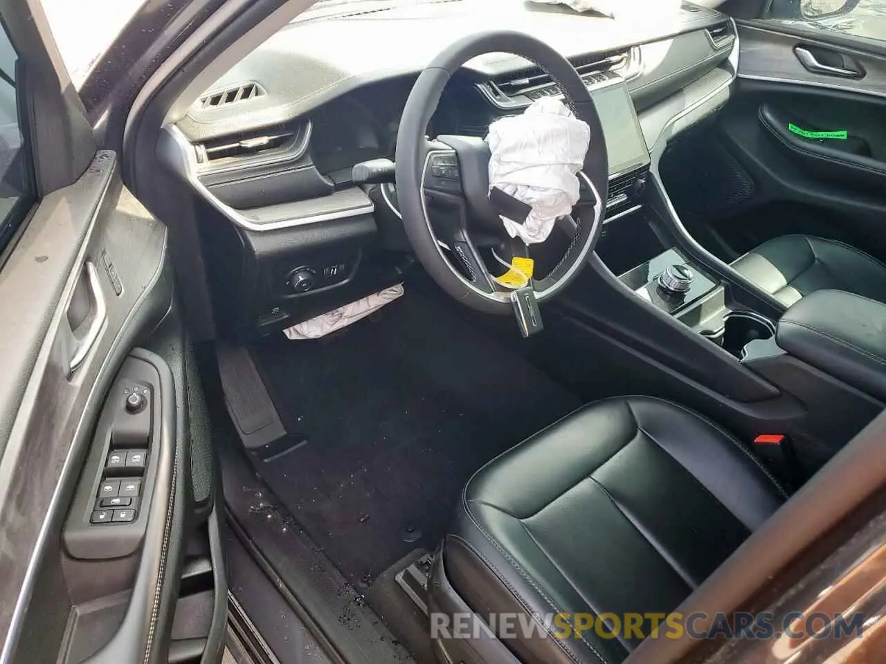 8 Фотография поврежденного автомобиля 1C4RJGBG4PC663457 JEEP GRAND CHER 2023