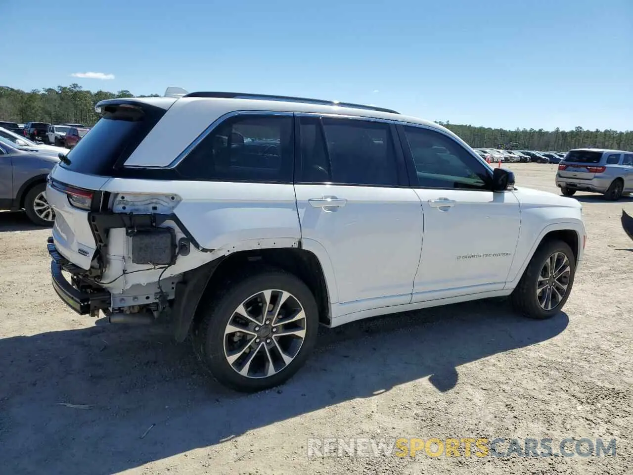 3 Фотография поврежденного автомобиля 1C4RJGDG0PC503752 JEEP GRAND CHER 2023