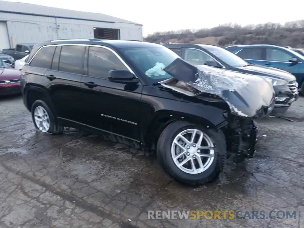 4 Photograph of a damaged car 1C4RJHAG0PC570670 JEEP GRAND CHER 2023