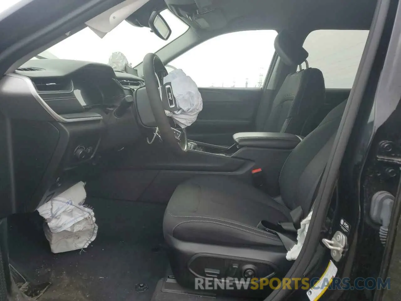 7 Photograph of a damaged car 1C4RJHAG3PC625418 JEEP GRAND CHER 2023