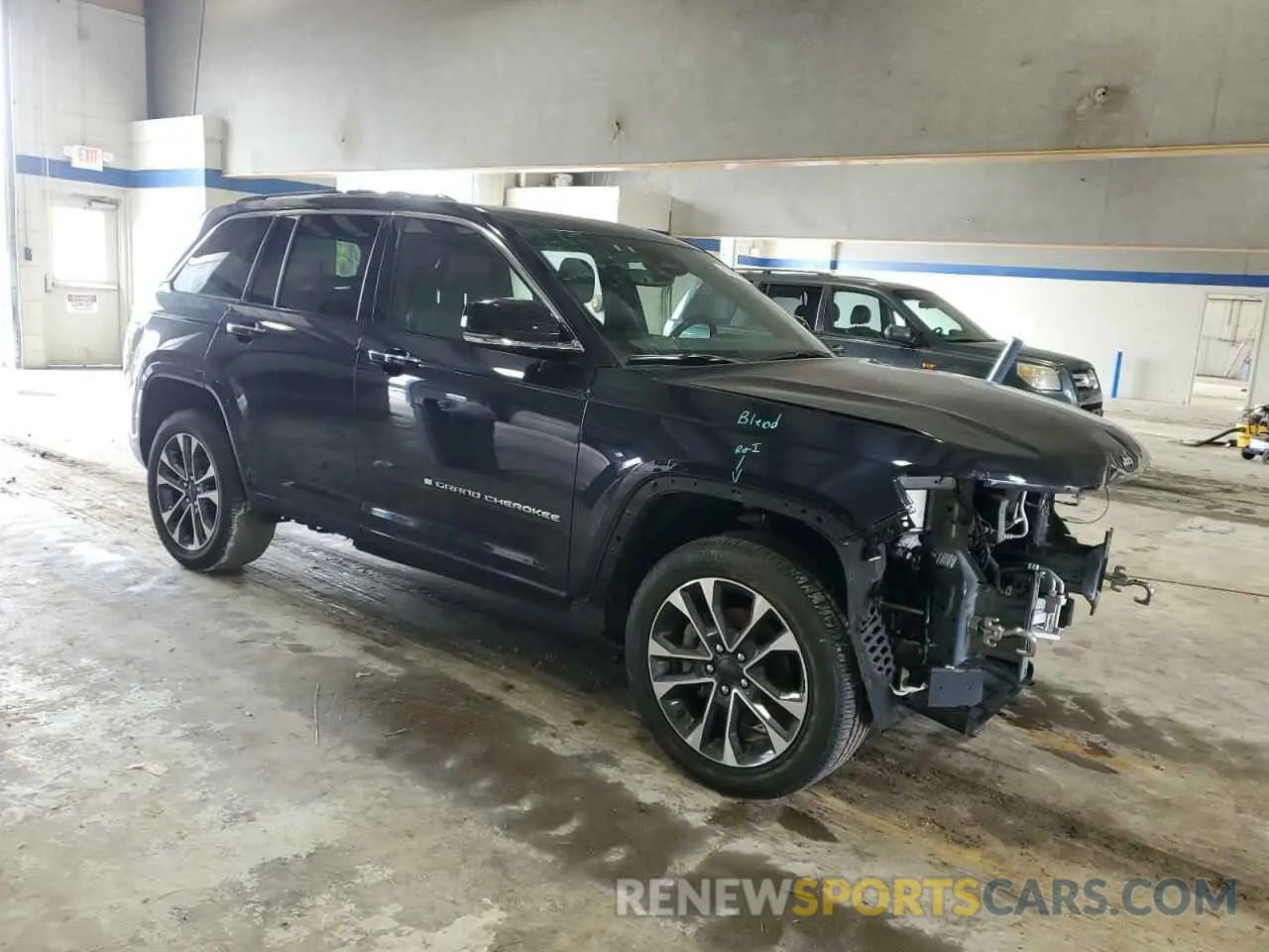 4 Photograph of a damaged car 1C4RJHDG0P8847994 JEEP GRAND CHER 2023