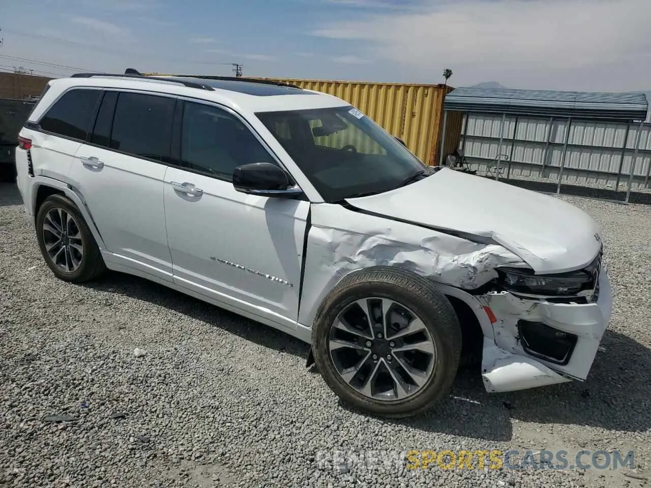4 Photograph of a damaged car 1C4RJHDG9PC517056 JEEP GRAND CHER 2023