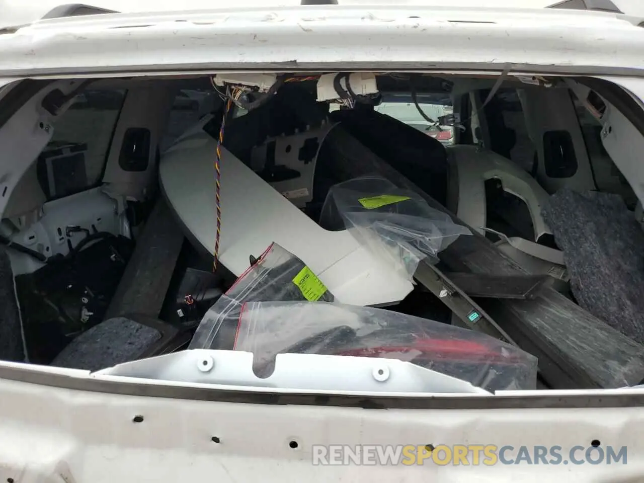 13 Photograph of a damaged car 1C4RJJAG7P8914201 JEEP GRAND CHER 2023