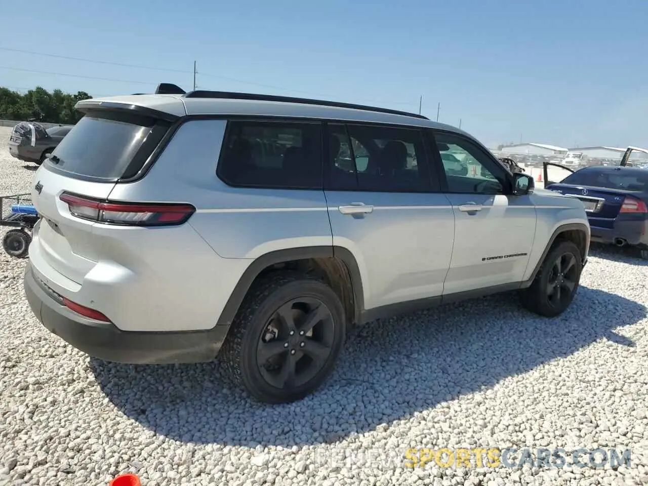3 Photograph of a damaged car 1C4RJKAG5P8789687 JEEP GRAND CHER 2023