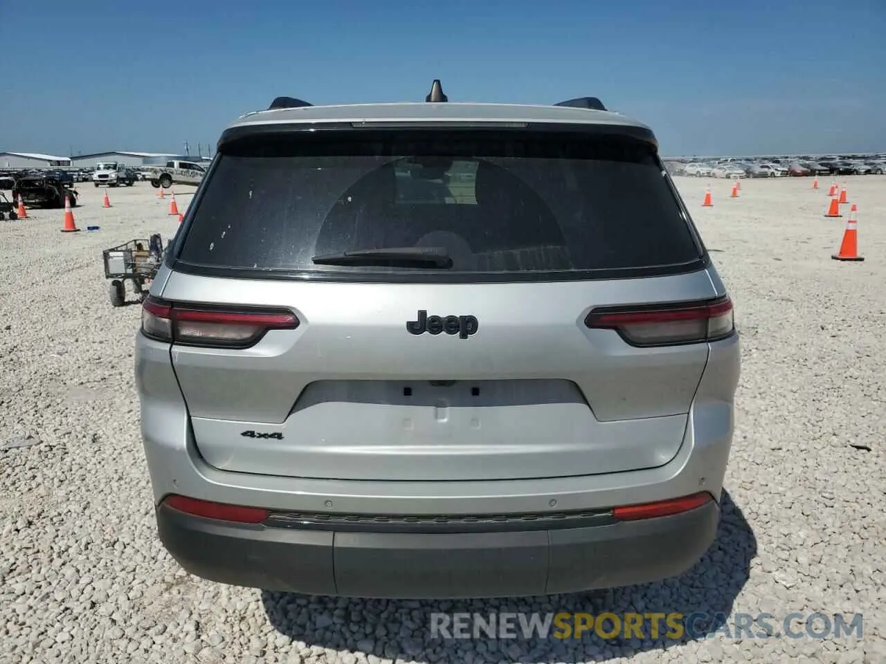 6 Photograph of a damaged car 1C4RJKAG5P8789687 JEEP GRAND CHER 2023