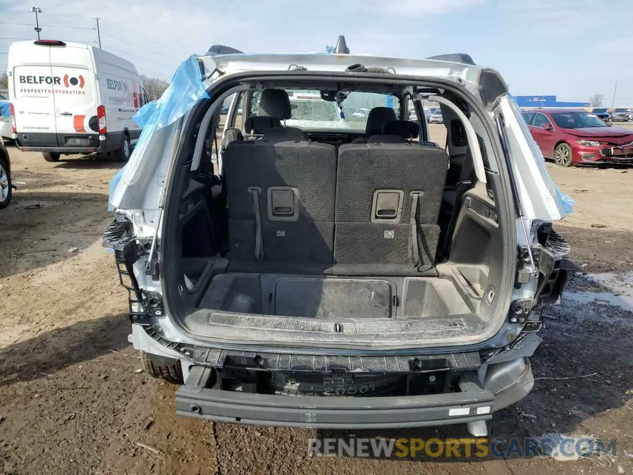 6 Photograph of a damaged car 1C4RJKAG5P8829539 JEEP GRAND CHER 2023