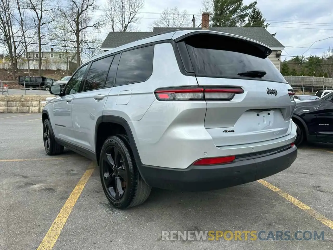 2 Photograph of a damaged car 1C4RJKAG7P8886213 JEEP GRAND CHER 2023