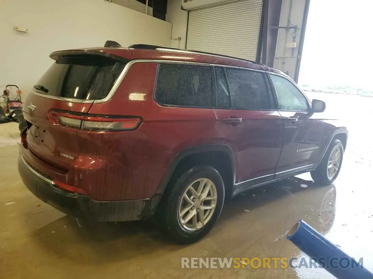 3 Photograph of a damaged car 1C4RJKAG8P8845587 JEEP GRAND CHER 2023