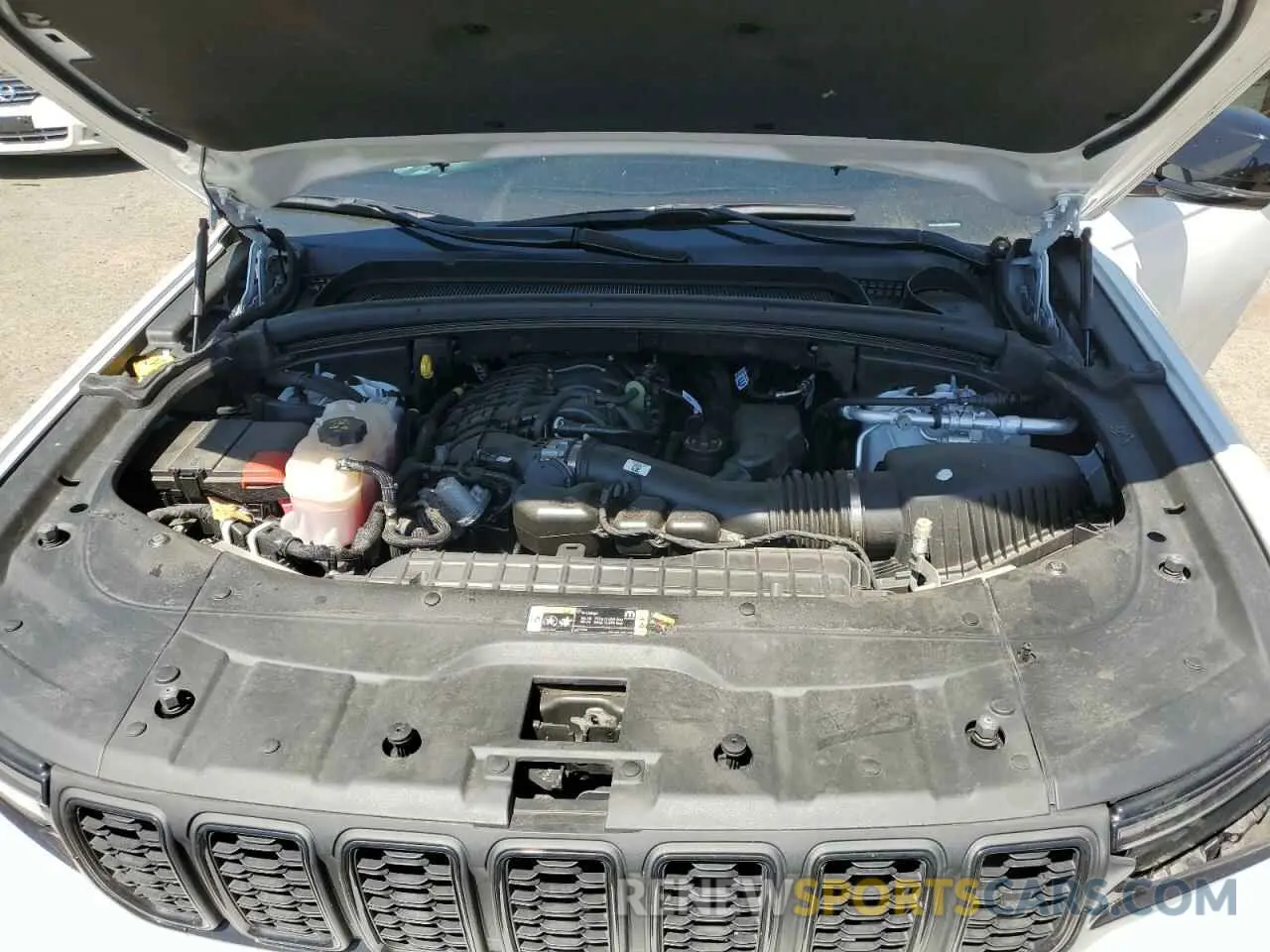 12 Фотография поврежденного автомобиля 1C4RJKAGXP8858325 JEEP GRAND CHER 2023