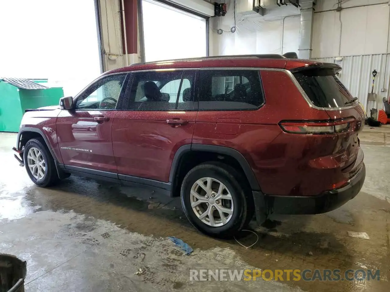 2 Photograph of a damaged car 1C4RJKBG7P8865294 JEEP GRAND CHER 2023