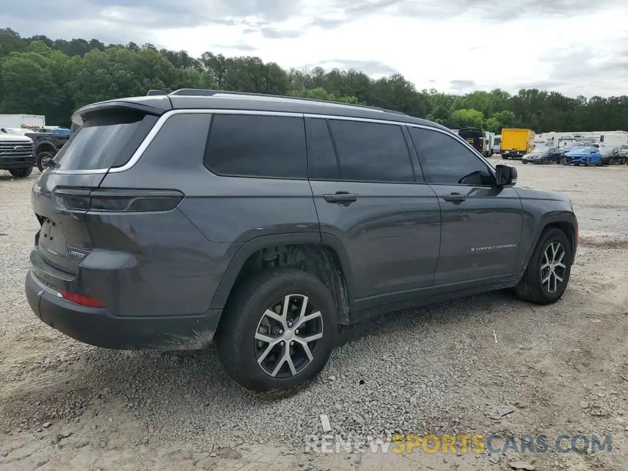 3 Photograph of a damaged car 1C4RJKBGXP8855861 JEEP GRAND CHER 2023