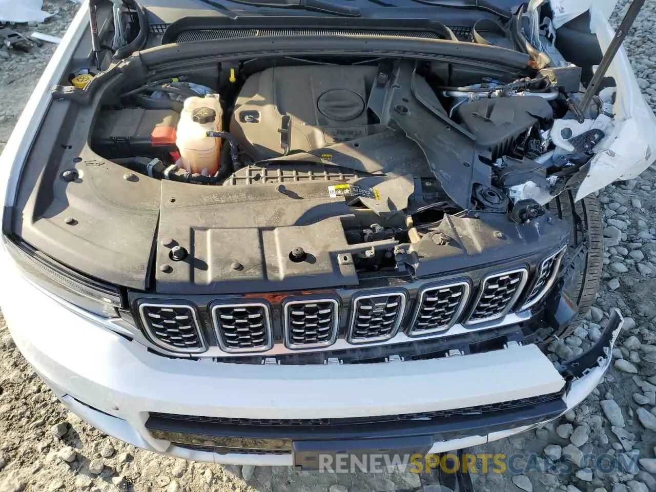 13 Photograph of a damaged car 1C4RJKEG8P8723399 JEEP GRAND CHER 2023