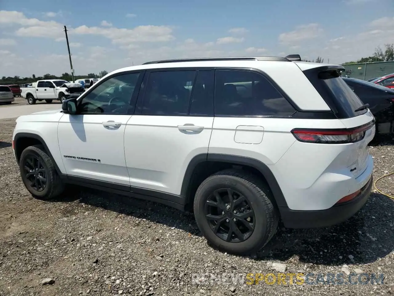 2 Фотография поврежденного автомобиля 1C4RJHAG4RC124640 JEEP GRAND CHER 2024