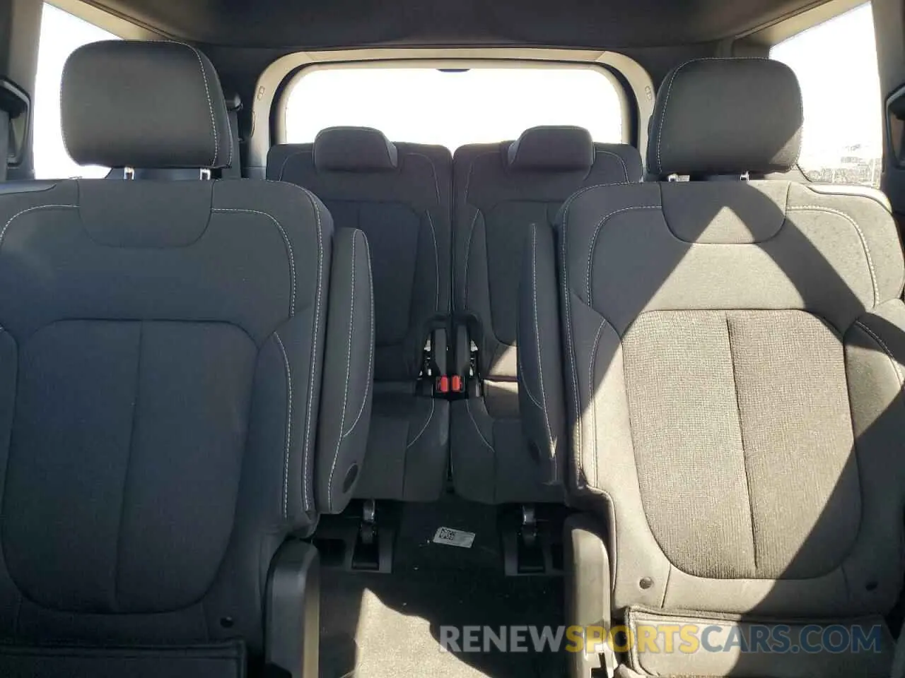 10 Фотография поврежденного автомобиля 1C4RJJAG4R8621133 JEEP GRAND CHER 2024