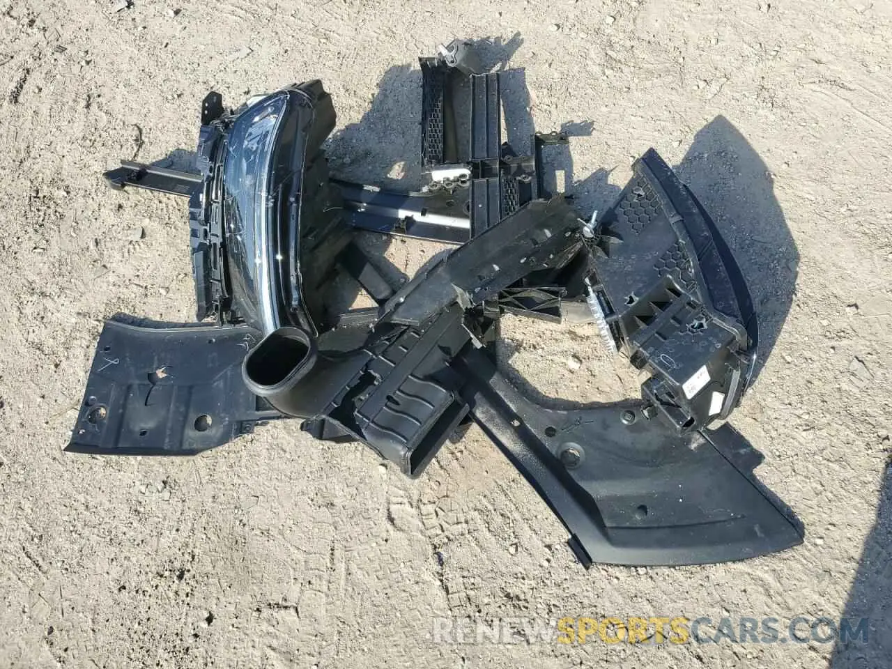 13 Photograph of a damaged car 1C4RJKAG2R8950385 JEEP GRAND CHER 2024