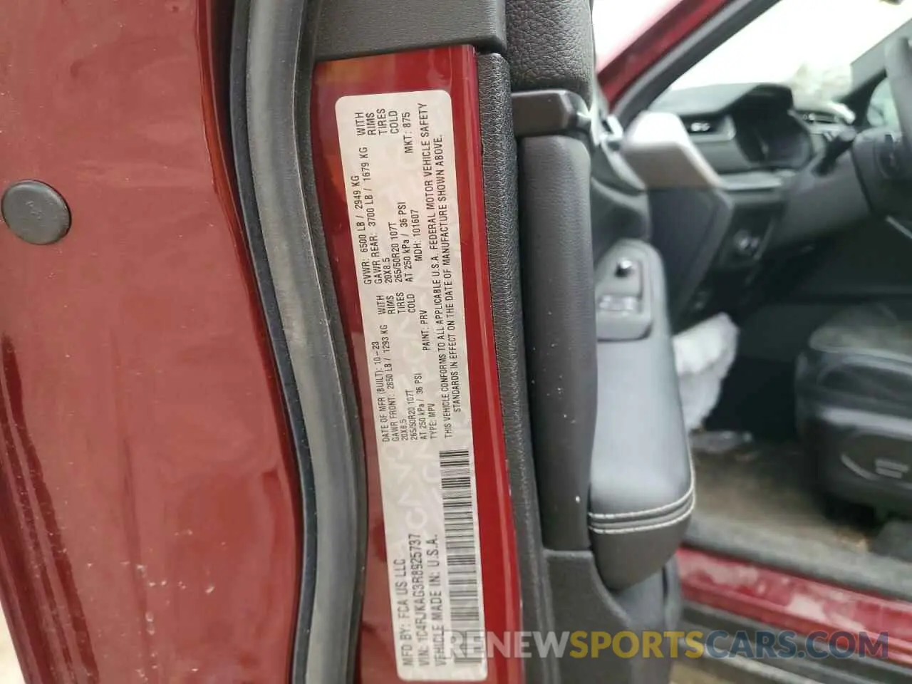 13 Photograph of a damaged car 1C4RJKAG3R8925737 JEEP GRAND CHER 2024