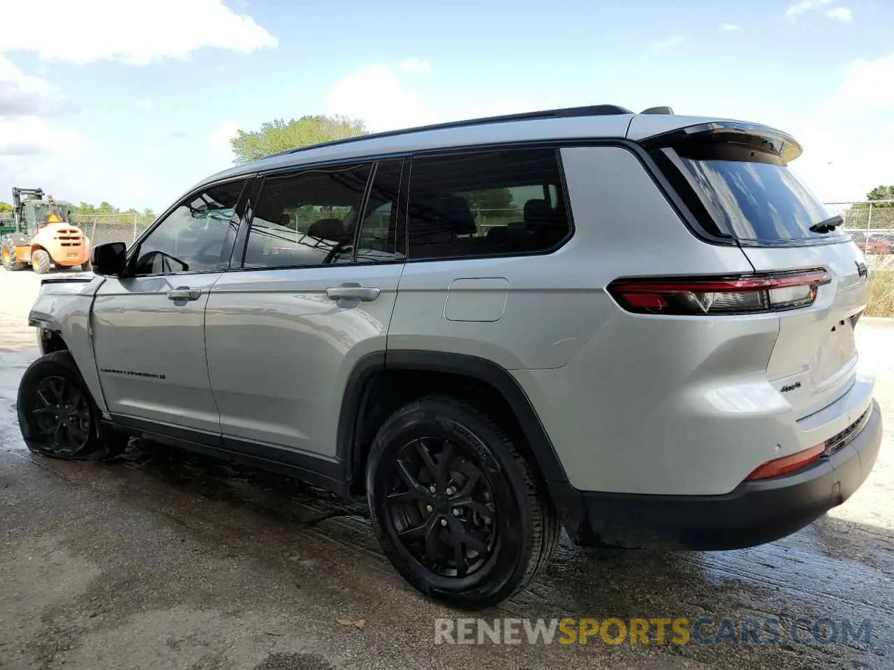 2 Photograph of a damaged car 1C4RJKAG4R8507591 JEEP GRAND CHER 2024