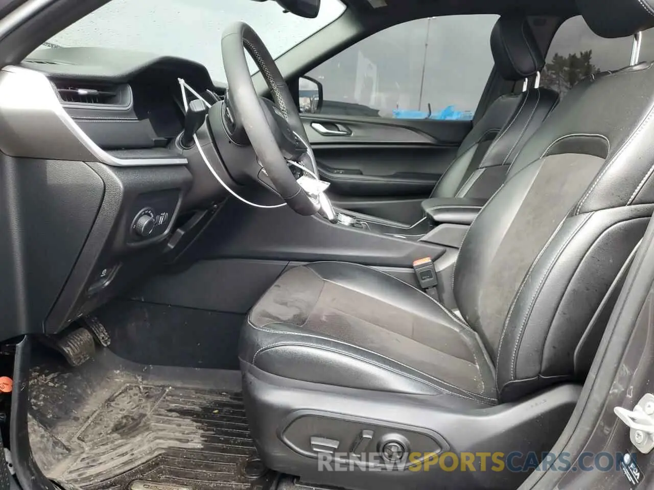 7 Фотография поврежденного автомобиля 1C4RJKAG4R8562185 JEEP GRAND CHER 2024