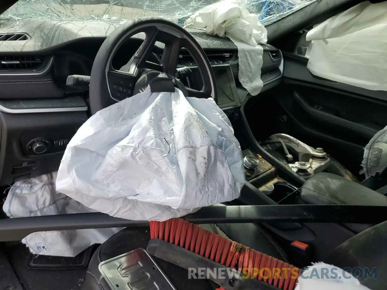 8 Фотография поврежденного автомобиля 1C4RJKAG5R8574457 JEEP GRAND CHER 2024