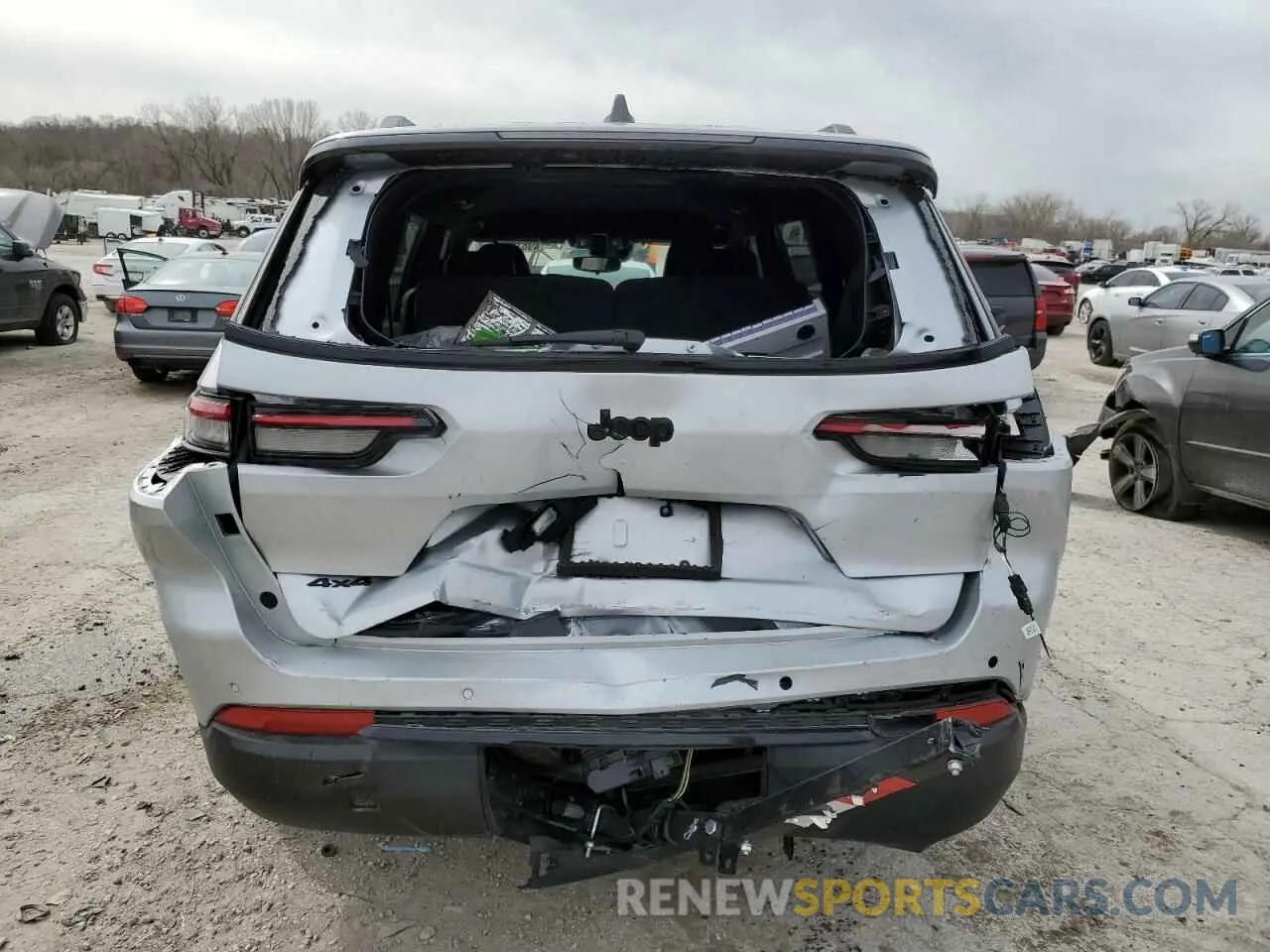 6 Photograph of a damaged car 1C4RJKAG8R8525463 JEEP GRAND CHER 2024