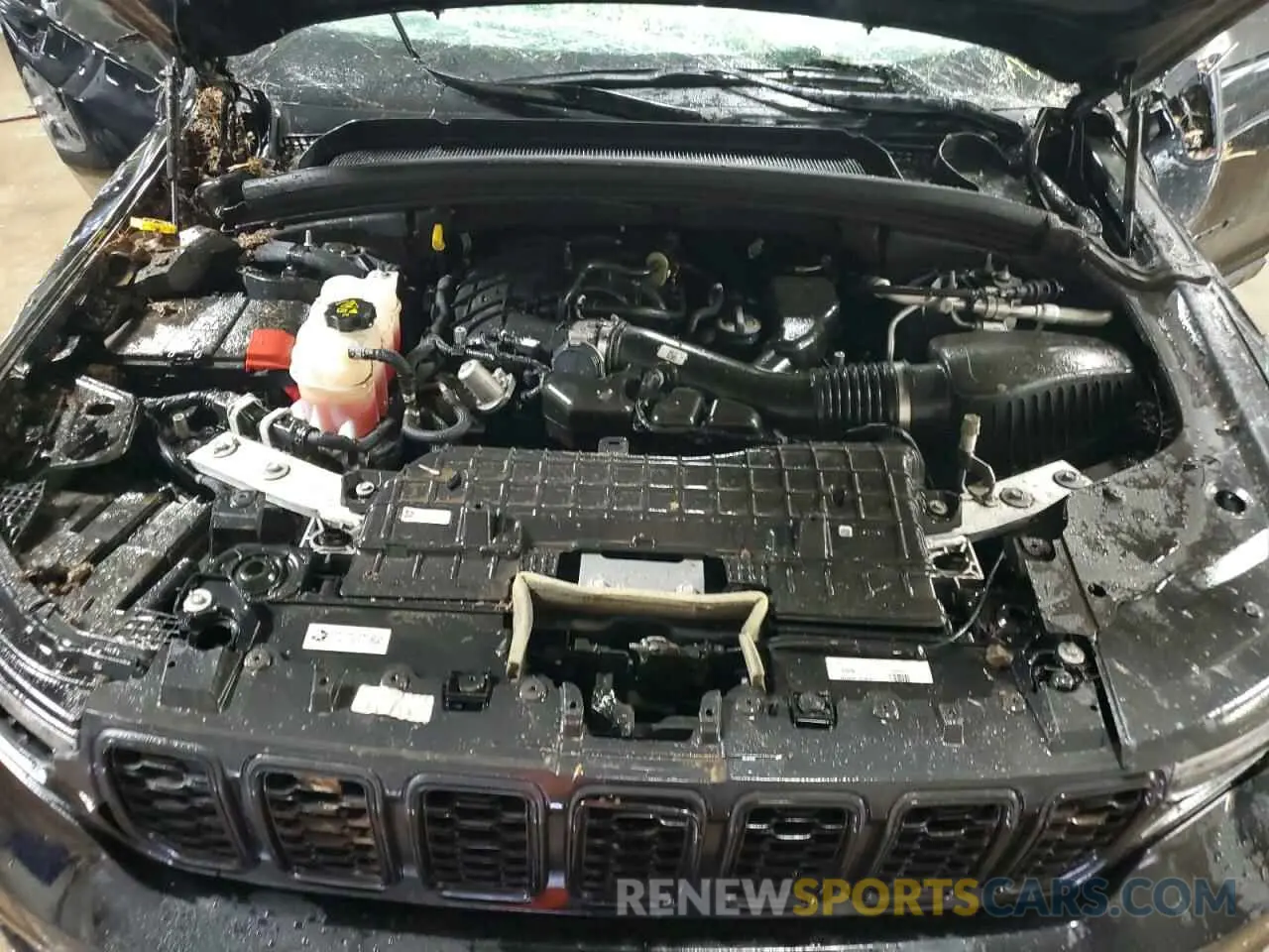 11 Photograph of a damaged car 1C4RJKAG9R8535662 JEEP GRAND CHER 2024
