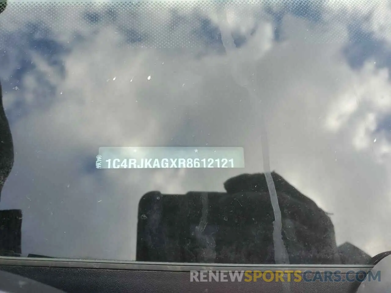 13 Фотография поврежденного автомобиля 1C4RJKAGXR8612121 JEEP GRAND CHER 2024