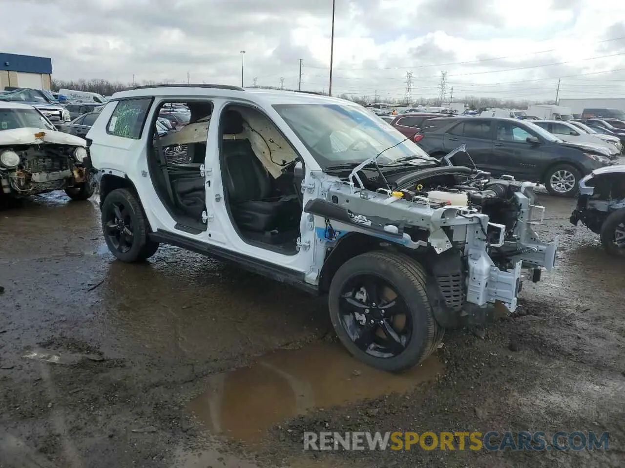 4 Фотография поврежденного автомобиля 1C4RJKAGXR8612121 JEEP GRAND CHER 2024