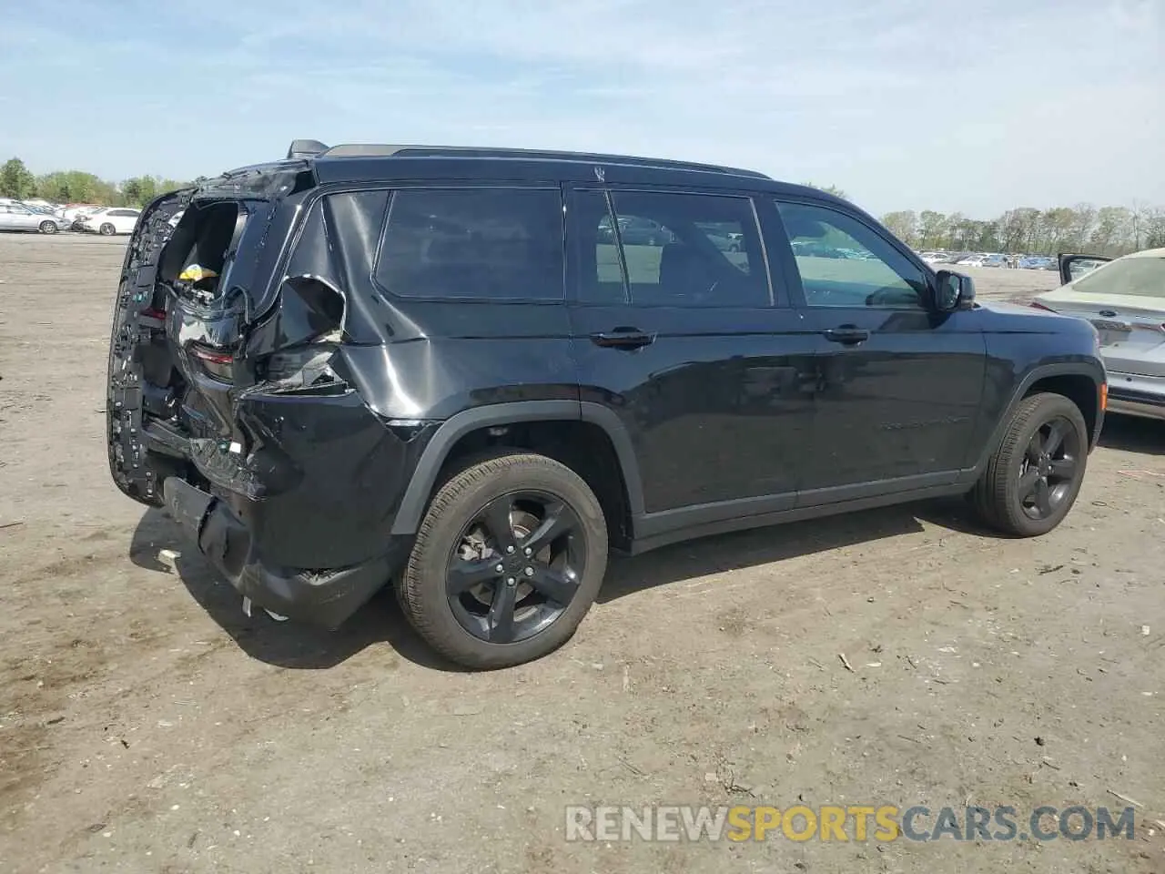 3 Photograph of a damaged car 1C4RJKBG1R8584403 JEEP GRAND CHER 2024