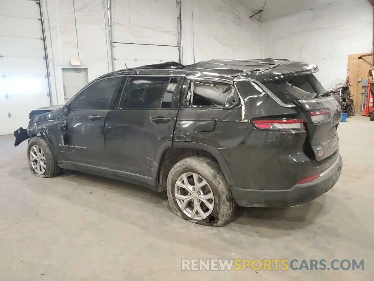 2 Photograph of a damaged car 1C4RJKBG6R8917453 JEEP GRAND CHER 2024