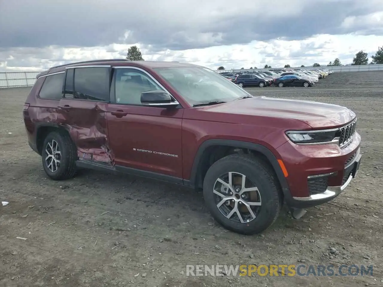 4 Photograph of a damaged car 1C4RJKBG8R8603318 JEEP GRAND CHER 2024
